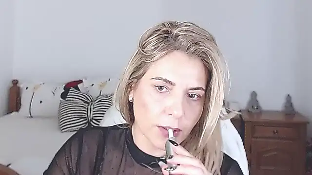 evamaria2024 online show from 02/03/25, 12:14