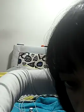 Snapshot of 2ScarletandRyan8 chatting on 12/25/24, 10:37 2ScarletandRyan8 online show from 12/25/24, 10:37