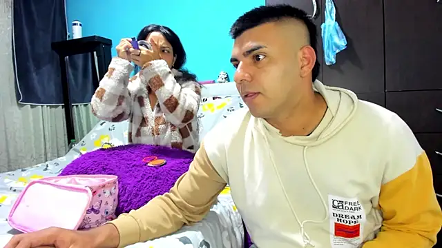 2ScarletandRyan8 online show from 11/07/25, 10:04