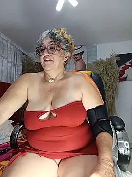 Snapshot of evelin_hott chatting on 05/24/26, 09:42 evelin hott online show from 05/24/26, 09:42