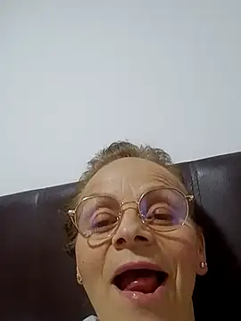 Snapshot of asleycavta chatting on 10/02/25, 02:29 asleycavta online show from 10/02/25, 02:29