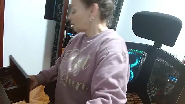 asleycavta online show from 01/17/26, 10:24