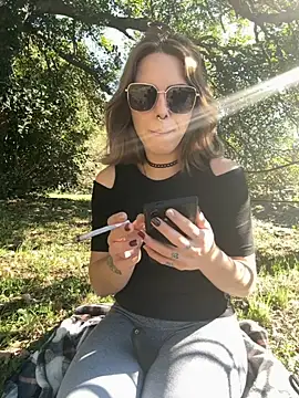 Mia Railey online show from 10/24/25, 01:07