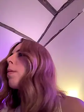 Mia Railey online show from 12/01/25, 10:15