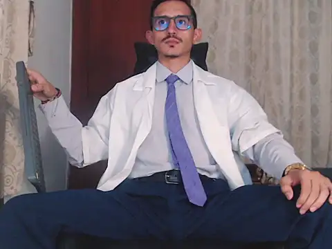 HomeAloneK online show from 10/23/25, 07:34