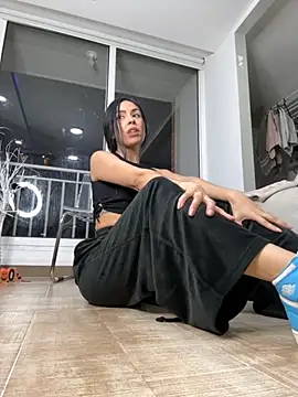 Snapshot of Lexa_queen chatting on 10/10/25, 03:27 Lexa queen online show from 10/10/25, 03:27