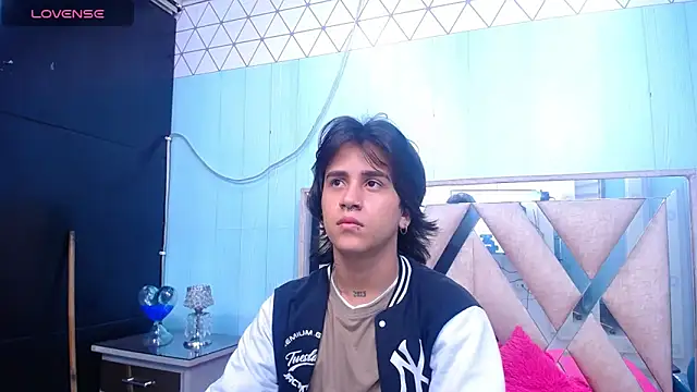 alex 477 online show from 03/08/25, 11:27