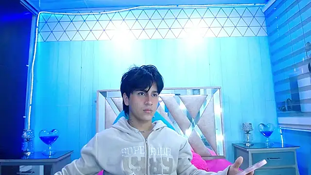 alex 477 online show from 10/24/25, 11:39