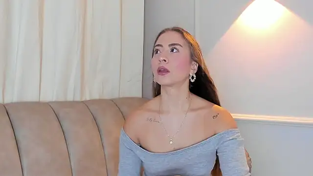 Snapshot of Lia_walton chatting on 02/12/25, 11:51 Lia walton online show from 02/12/25, 11:51