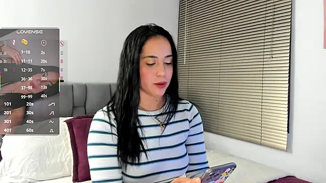 Gigi-bom online show from 11/22/25, 12:09