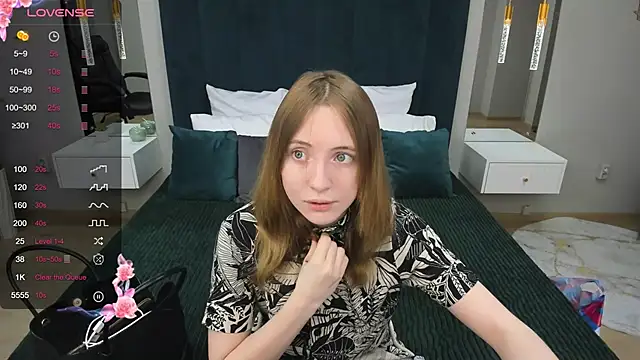 Cowell Adelina online show from 01/27/25, 02:35