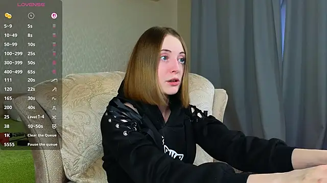 Snapshot of Cowell_Adelina chatting on 05/20/26, 09:37 Cowell Adelina online show from 05/20/26, 09:37