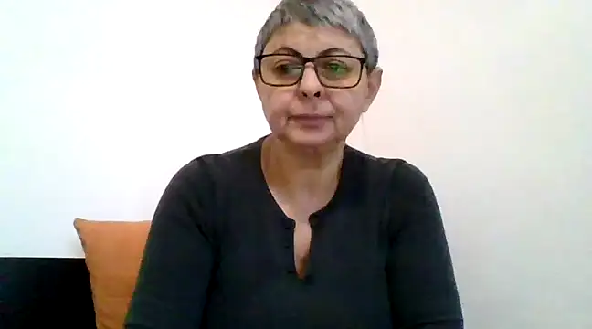 roseblak42 online show from 02/28/25, 03:15