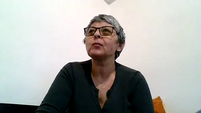 roseblak42 online show from 02/17/26, 02:35