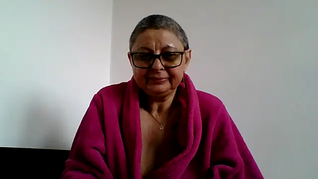 roseblak42 online show from 04/13/26, 07:58