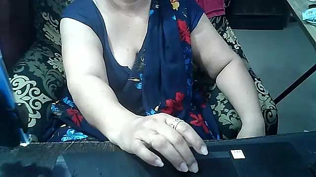 Snapshot of Punambhabisexy chatting on 05/26/26, 12:45 Punambhabisexy online show from 05/26/26, 12:45
