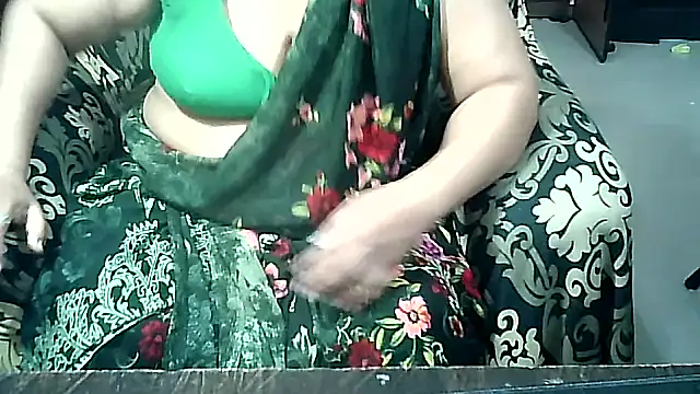 Snapshot of Punambhabisexy chatting on 07/05/26, 10:28 Punambhabisexy online show from 07/05/26, 10:28