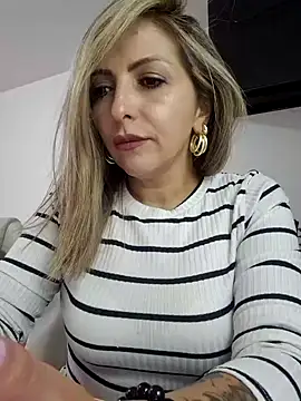  Abril-Office1 online show from 02/04/25, 07:22