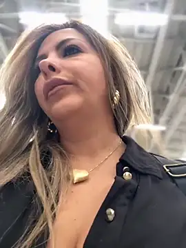  Abril-Office1 online show from 11/24/25, 03:56