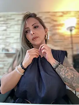  Abril-Office1 online show from 02/23/26, 04:15