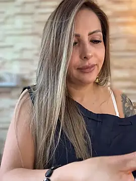  Abril-Office1 online show from 04/01/26, 03:31