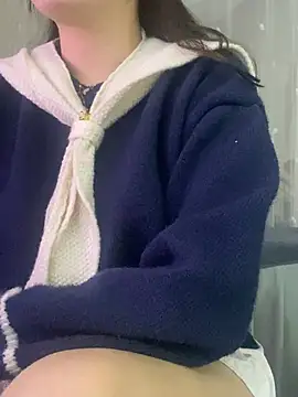 Snapshot of Ruby_bear chatting on 01/08/25, 01:41 Ruby bear online show from 01/08/25, 01:41