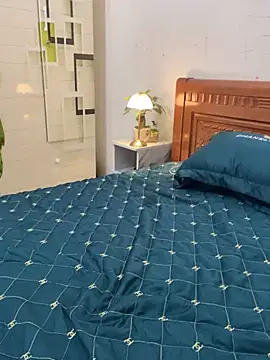 Snapshot of Ruby_bear chatting on 02/25/25, 09:42 Ruby bear online show from 02/25/25, 09:42