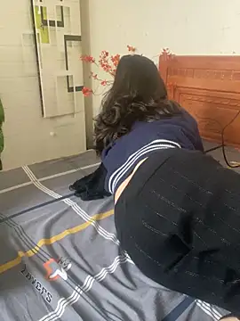 Snapshot of Ruby_bear chatting on 03/08/25, 05:49 Ruby bear online show from 03/08/25, 05:49