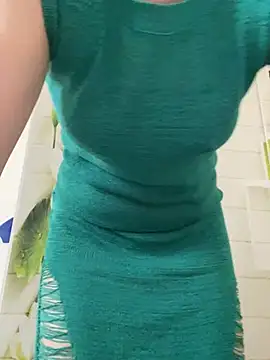 Snapshot of Ruby_bear chatting on 03/19/25, 03:41 Ruby bear online show from 03/19/25, 03:41