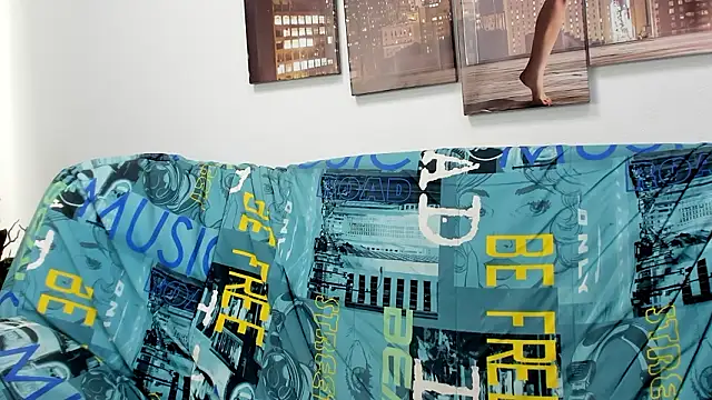 Tiny JuJu online show from 03/04/26, 01:11