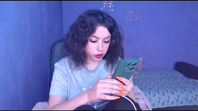 LovelyJulliette online show from 02/12/25, 01:37