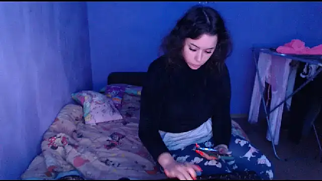 LovelyJulliette online show from 02/17/25, 01:10