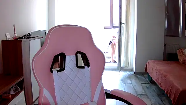 LovelyJulliette online show from 09/29/25, 11:48