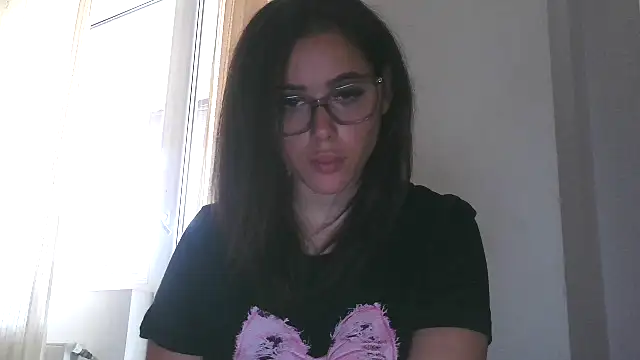 LovelyJulliette online show from 10/16/25, 11:55