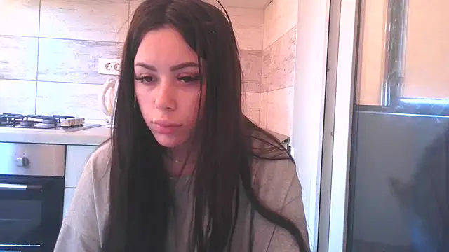 Snapshot of LovelyJulliette chatting on 04/27/26, 12:47 LovelyJulliette online show from 04/27/26, 12:47