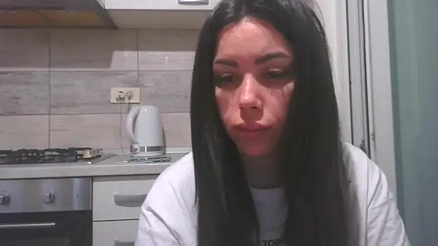 Snapshot of LovelyJulliette chatting on 05/09/26, 12:32 LovelyJulliette online show from 05/09/26, 12:32