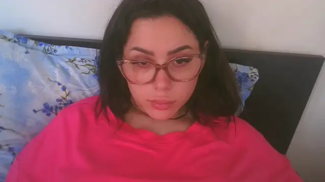 Snapshot of LovelyJulliette chatting on 05/11/26, 02:56 LovelyJulliette online show from 05/11/26, 02:56