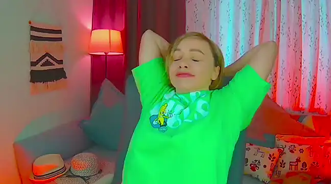 NandiSmile online show from 03/10/25, 07:42