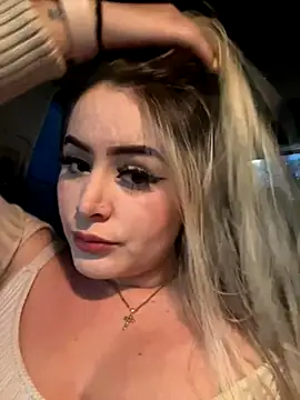 Snapshot of natashasweet chatting on 10/11/25, 10:52 natashasweet online show from 10/11/25, 10:52