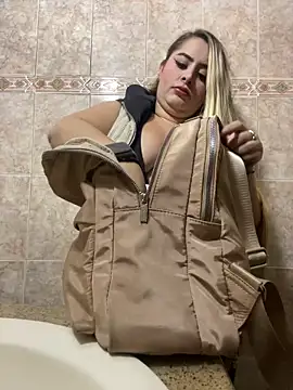 Snapshot of natashasweet chatting on 10/26/25, 09:53 natashasweet online show from 10/26/25, 09:53