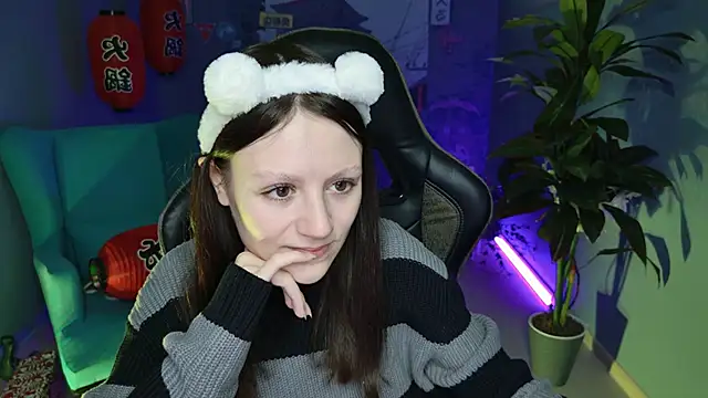 VeliraBraitberg online show from 12/29/24, 11:18