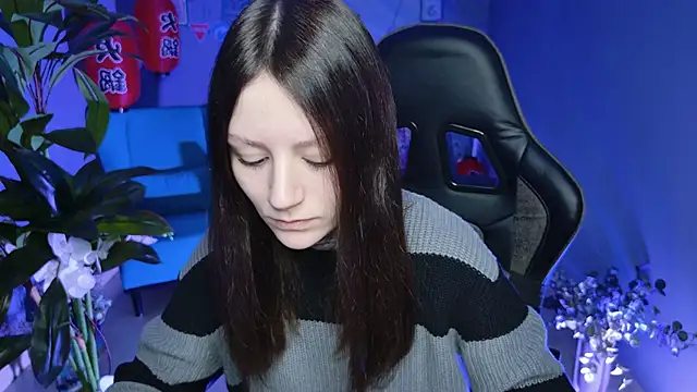 VeliraBraitberg online show from 02/12/25, 05:05