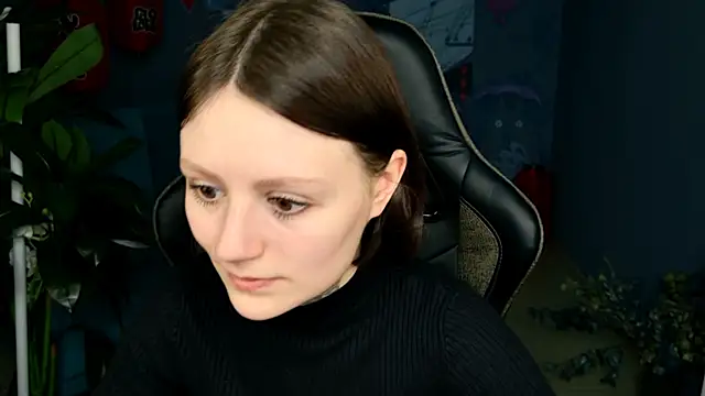 VeliraBraitberg online show from 03/12/25, 08:08