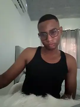 Snapshot of Arwens_bell08 chatting on 02/15/25, 09:37 Arwens bell08 online show from 02/15/25, 09:37