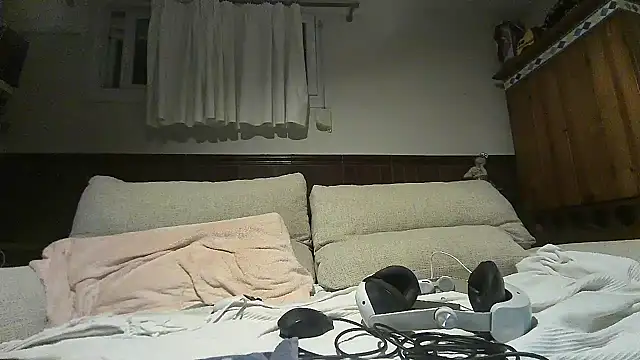 Snapshot of fransexdol chatting on 12/06/24, 02:02 fransexdol online show from 12/06/24, 02:02