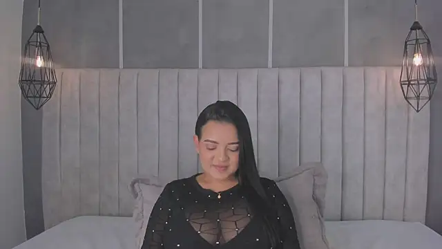 lea gray online show from 02/25/25, 07:25