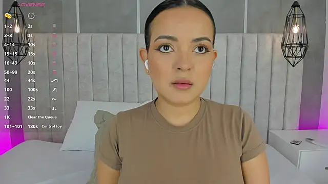 lea gray online show from 11/03/25, 05:58