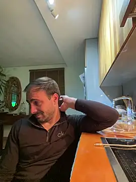 Adventurehotman online show from 01/24/25, 02:07