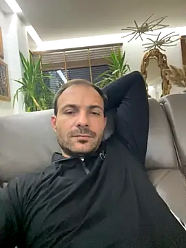 Adventurehotman online show from 10/19/25, 04:29