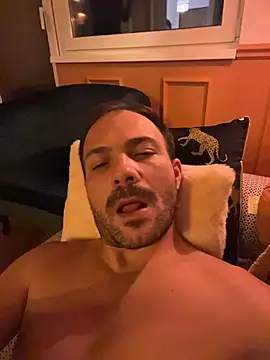 Adventurehotman online show from 11/02/25, 12:13